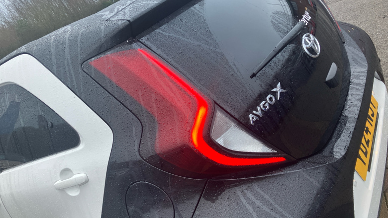 Toyota Aygo X 1.0 VVT-i Edge 5dr Petrol Hatchback